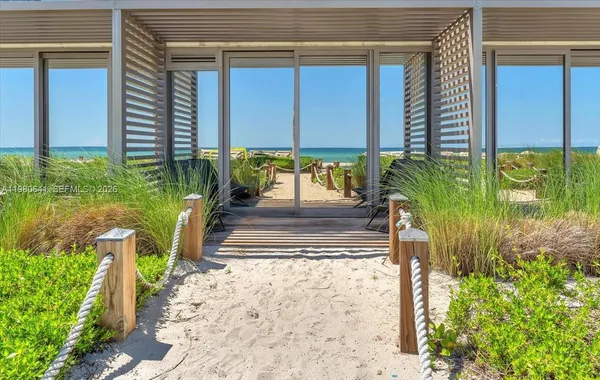 $30,000 | 18975 Collins Avenue, Unit 5302, Sunny Isles Beach, FL 33160