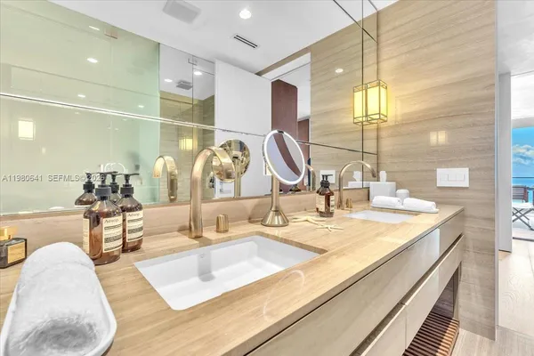 $30,000 | 18975 Collins Avenue, Unit 5302, Sunny Isles Beach, FL 33160