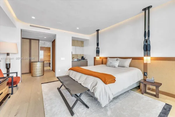 $30,000 | 18975 Collins Avenue, Unit 5302, Sunny Isles Beach, FL 33160
