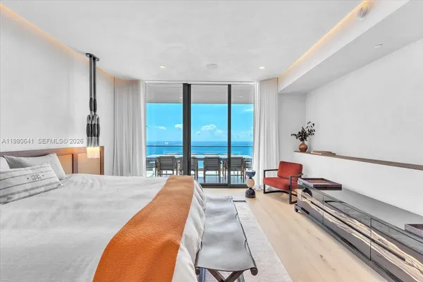 $30,000 | 18975 Collins Avenue, Unit 5302, Sunny Isles Beach, FL 33160