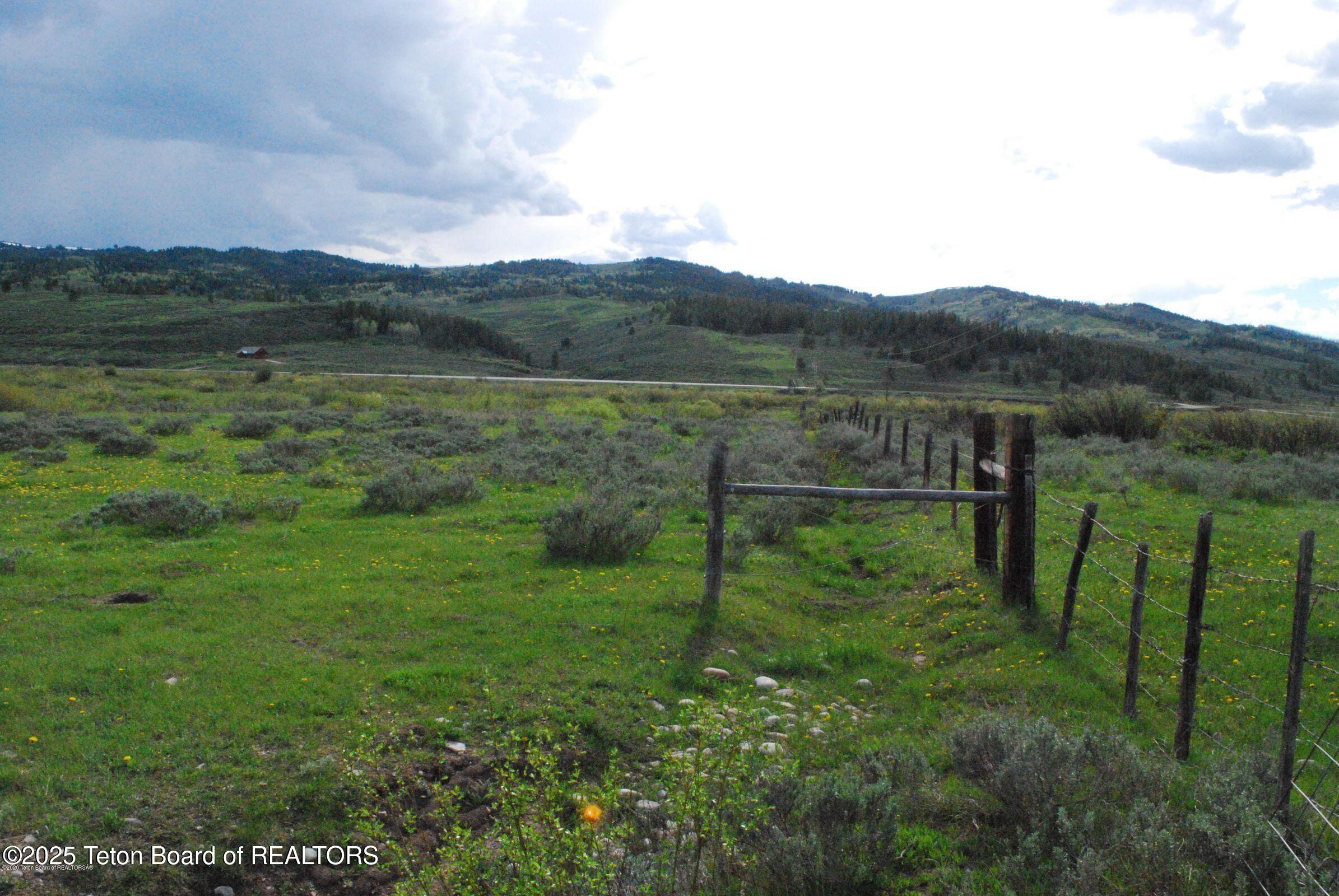 Lot 1 Spirit Winds Way Bondurant, WY 82922 - Photo 6 of 8 20200602133430858309000000-o