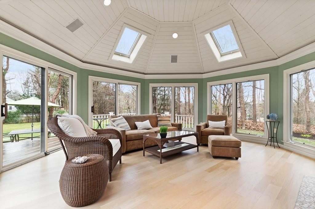4 Grenadier Road Hingham, MA 02043 - Photo 11 of 38 Gallery Image 11