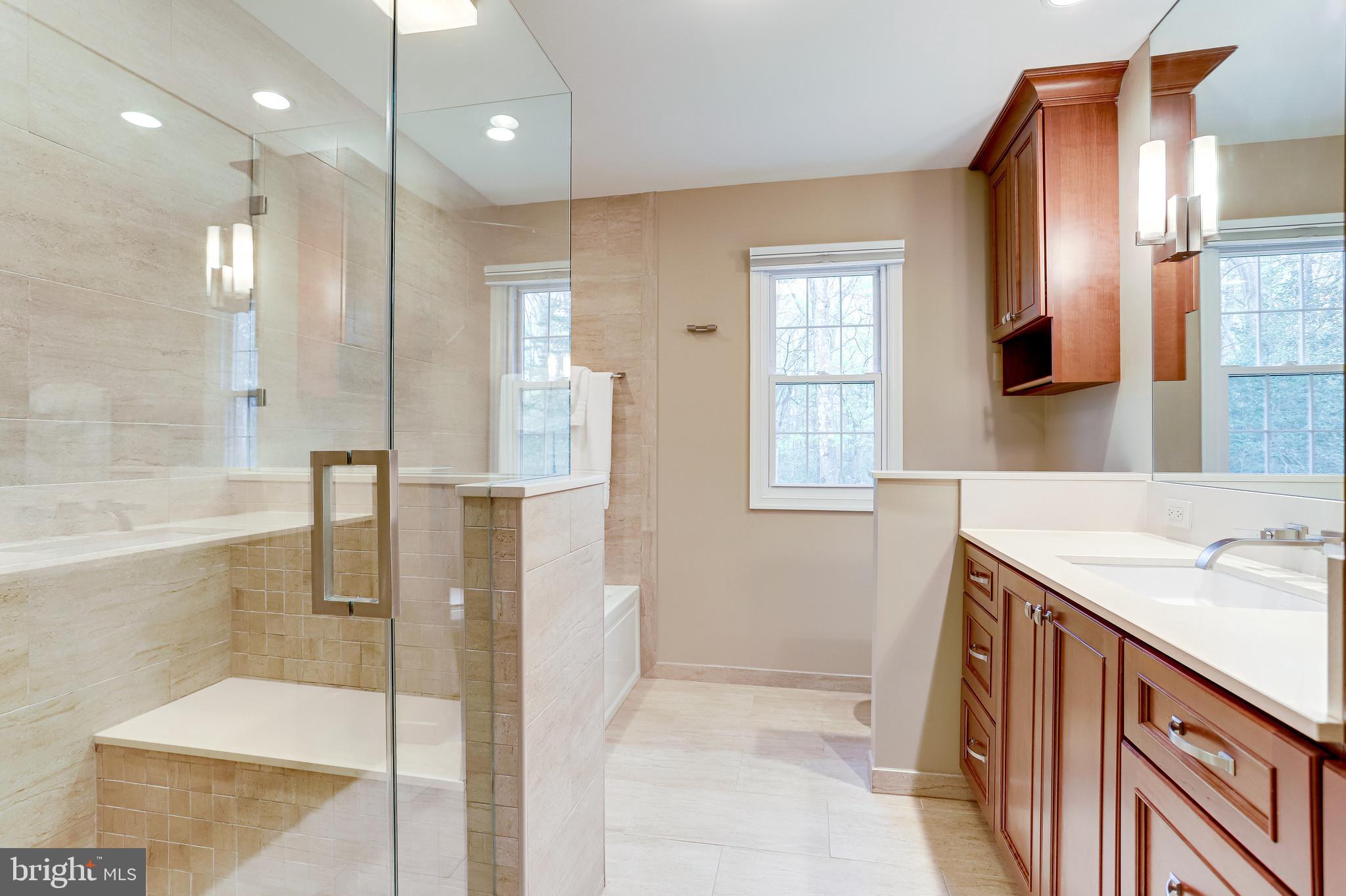 11605 Clipstone Lane Reston, VA 20191 - Photo 37 of 55 Gallery Image 37