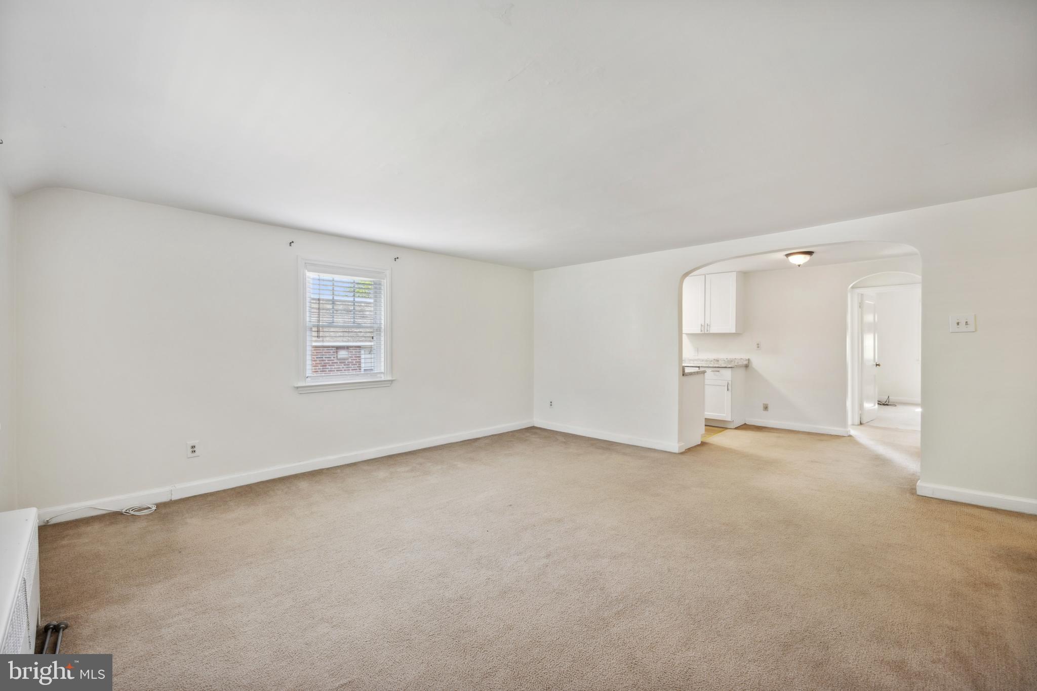 14 Rockglen Road, Unit 2 Wynnewood, PA 19096 - Photo 4 of 12