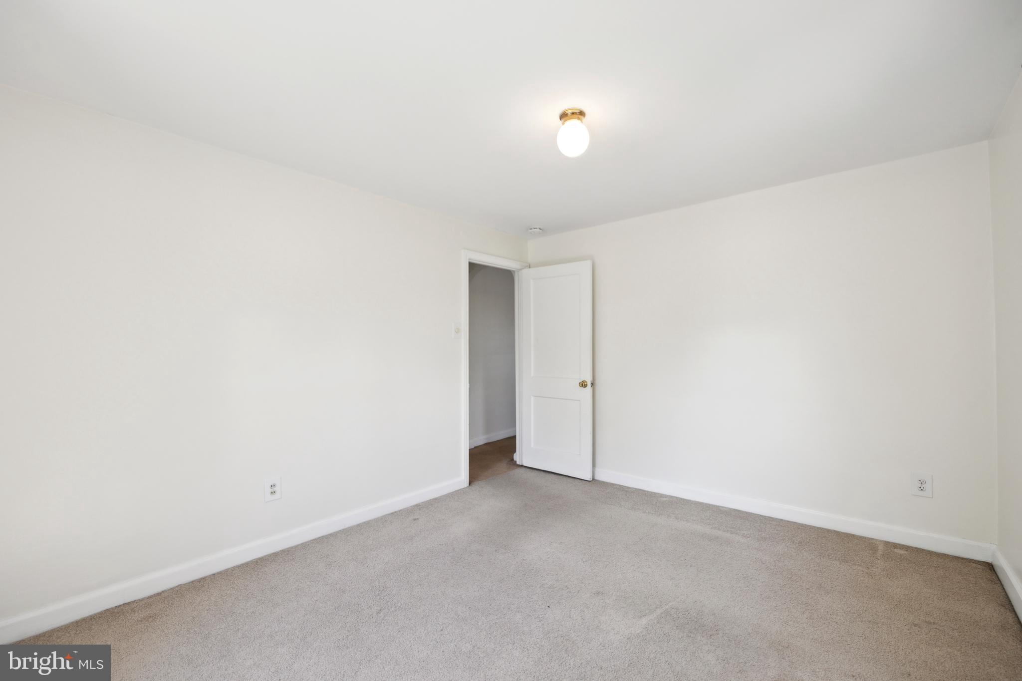 14 Rockglen Road, Unit 2 Wynnewood, PA 19096 - Photo 7 of 12