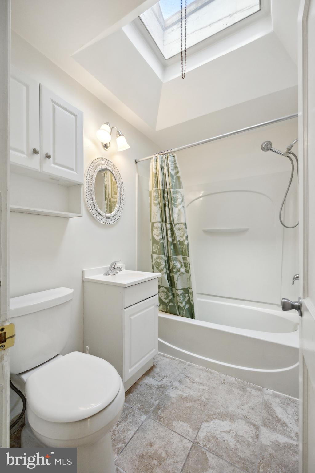 14 Rockglen Road, Unit 2 Wynnewood, PA 19096 - Photo 8 of 12