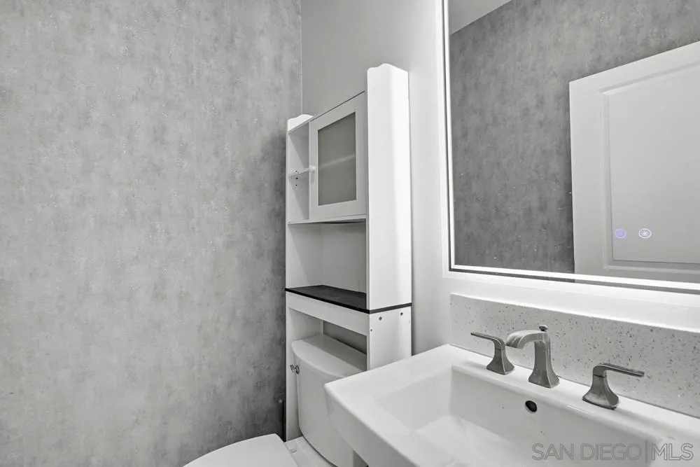 1644 Cuyamaca Avenue Spring Valley, CA 91977 - Photo 16 of 46