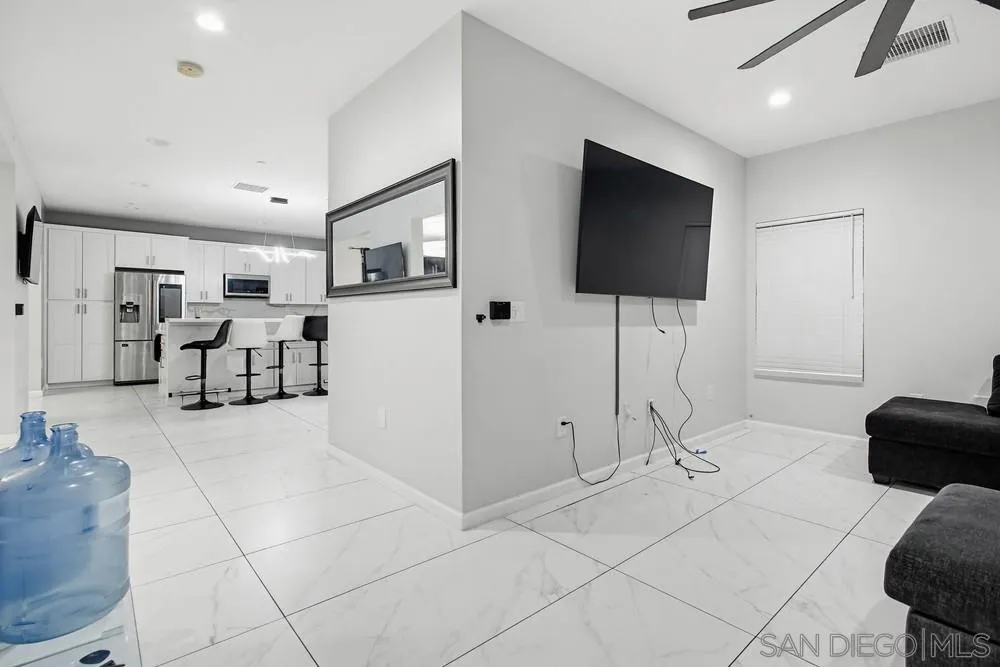 1644 Cuyamaca Avenue Spring Valley, CA 91977 - Photo 7 of 46