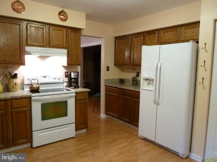 8 Blakely Road Downingtown, PA 19335 - Photo 14 of 21 Kitchen