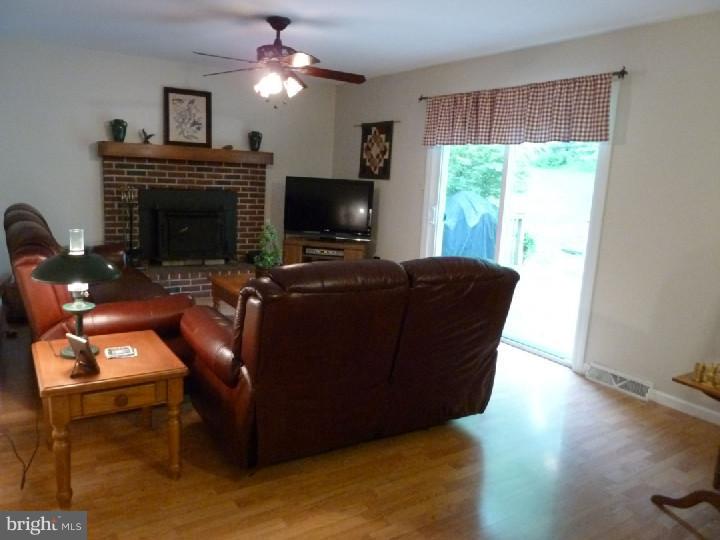 8 Blakely Road Downingtown, PA 19335 - Photo 16 of 21 Family Room