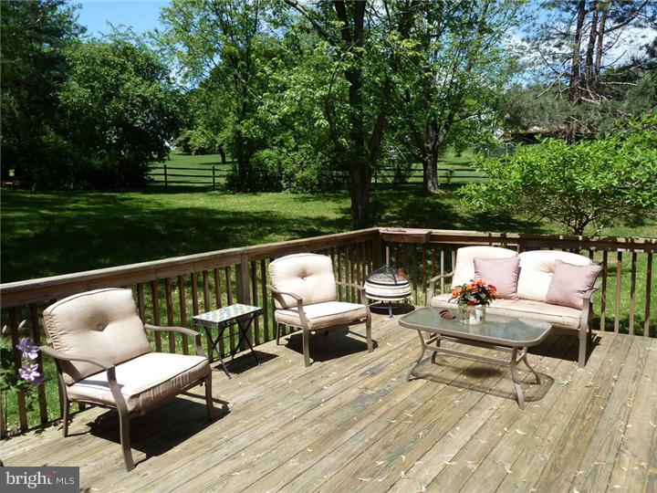 8 Blakely Road Downingtown, PA 19335 - Photo 8 of 21 Deck