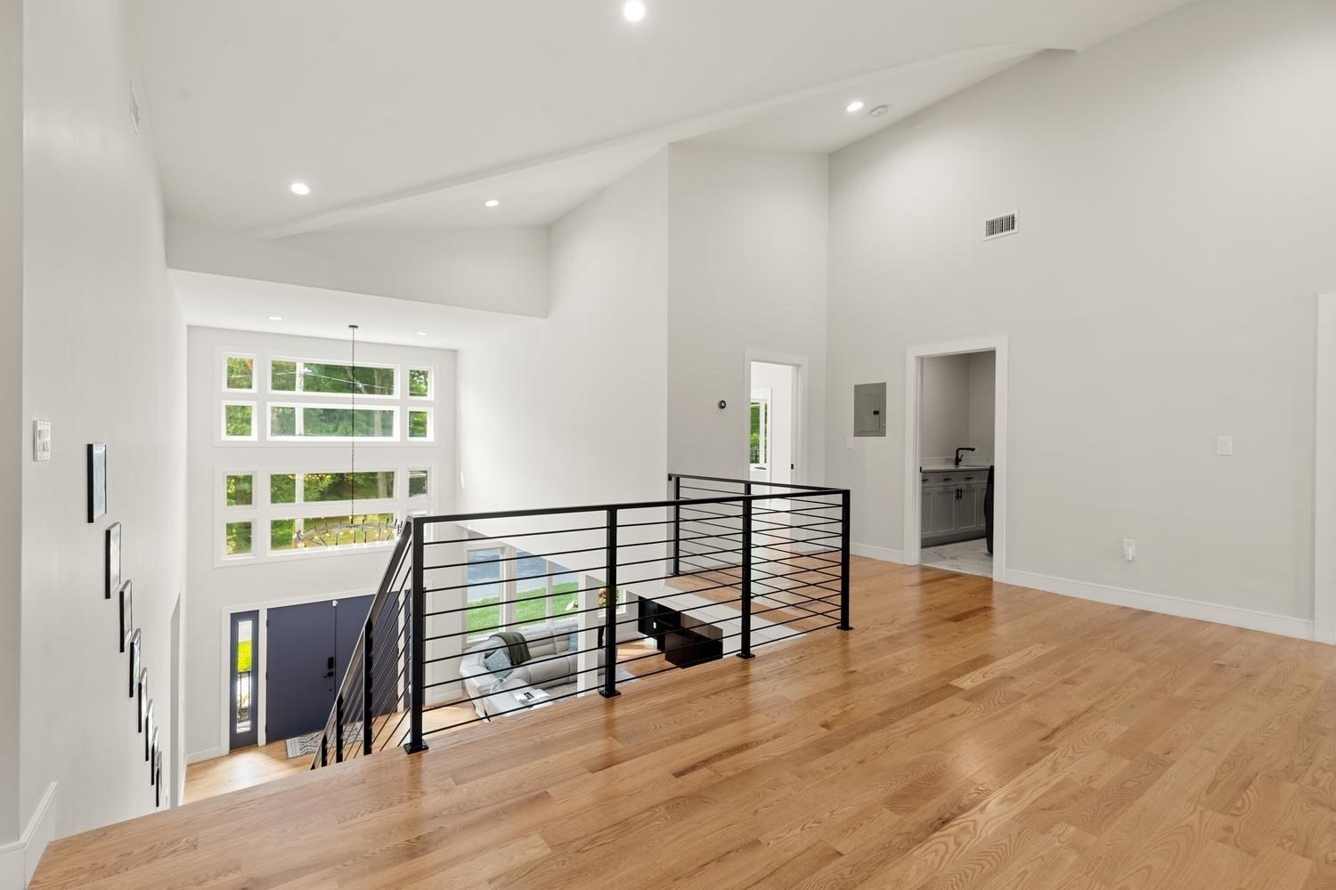 8 Jonathan Road Burlington, MA 01803 - Photo 20 of 42 Gallery Image 20