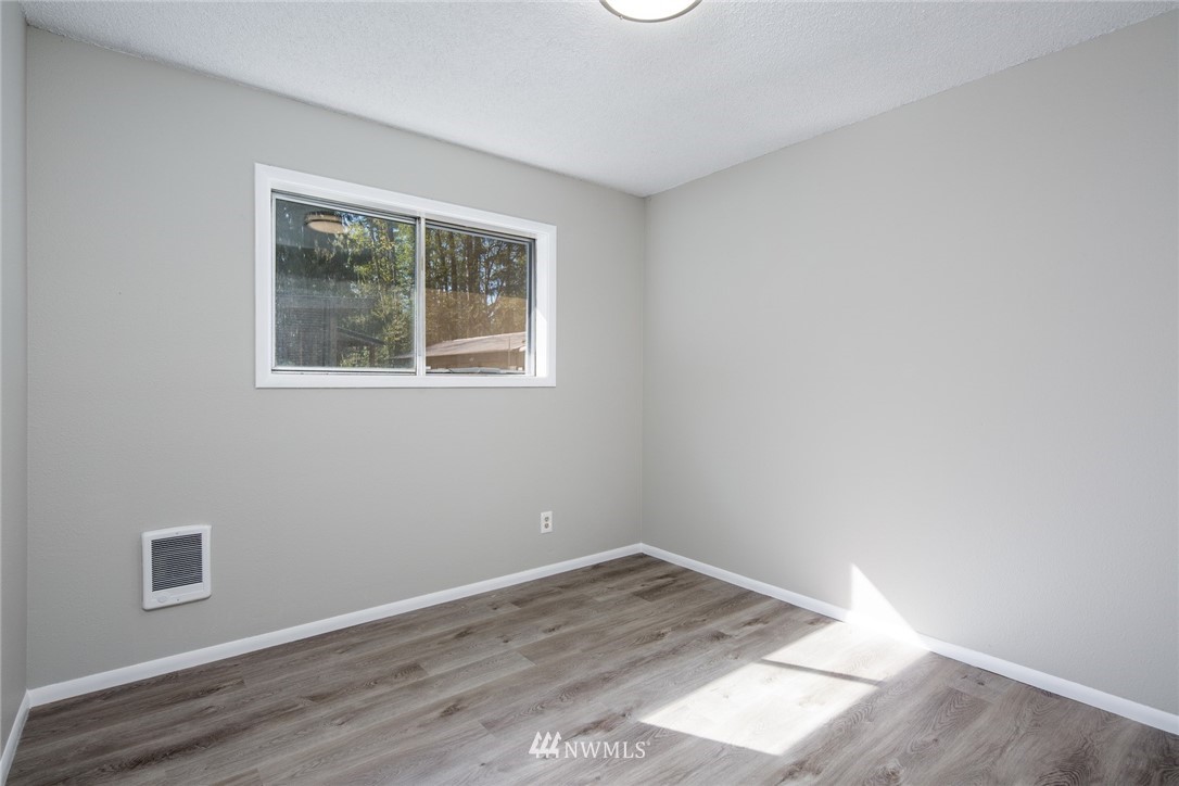 4783 Mission Road Bellingham, WA 98226 - Photo 14 of 40