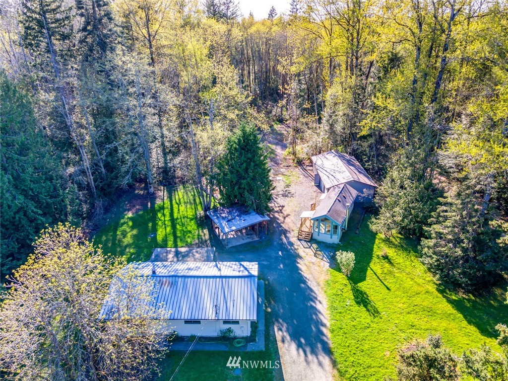 4783 Mission Road Bellingham, WA 98226 - Photo 3 of 40