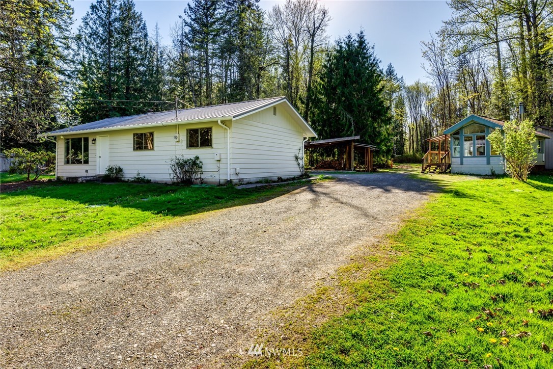 4783 Mission Road Bellingham, WA 98226 - Photo 5 of 40