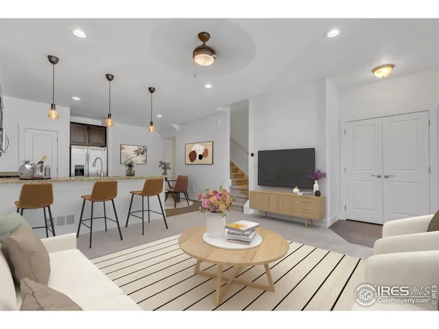 $450,000 | 749 Robert Street, Longmont, CO 80503