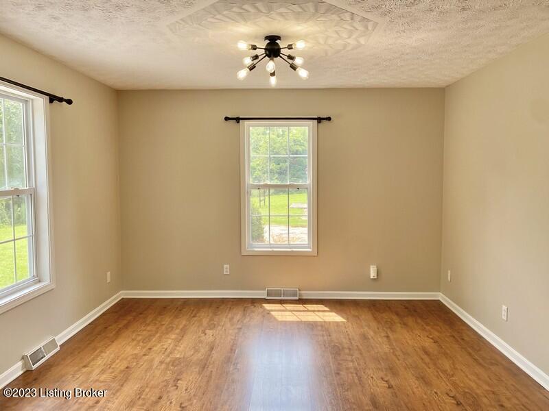 5193 Watershed Road Caneyville, KY 42721 - Photo 12 of 48 5 Bed, 2 Bath Home on 11 acres for Sale in Kentucky, Near Blue Oval Plant in Glendale KY