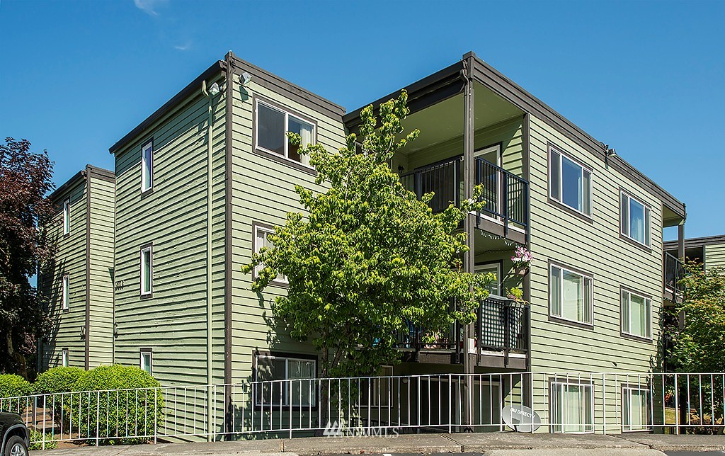 13013 East Gibson Road, Unit L322 Everett, WA 98204 - Photo 1 of 18 Gallery Image 1