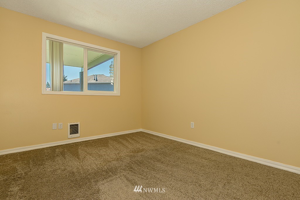 13013 East Gibson Road, Unit L322 Everett, WA 98204 - Photo 18 of 18 Gallery Image 18
