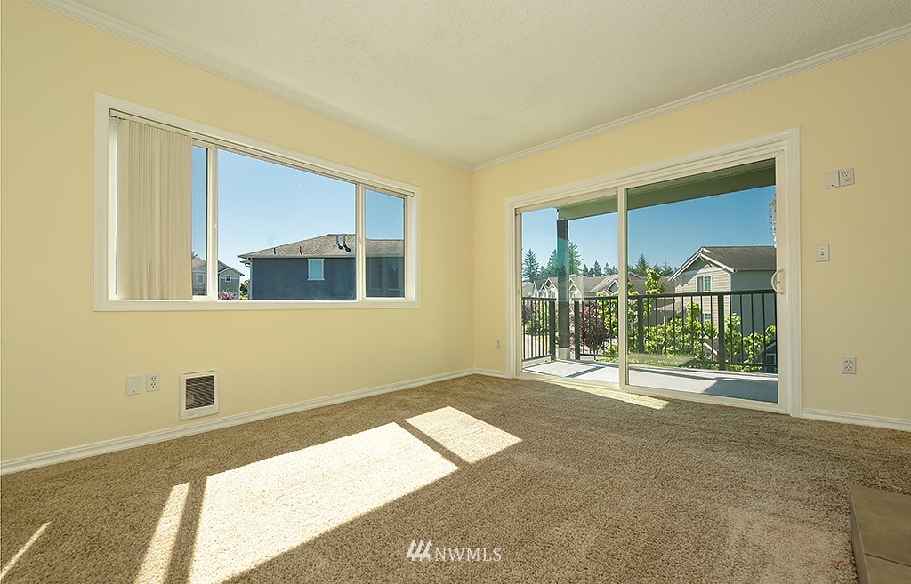 13013 East Gibson Road, Unit L322 Everett, WA 98204 - Photo 5 of 18 Gallery Image 5