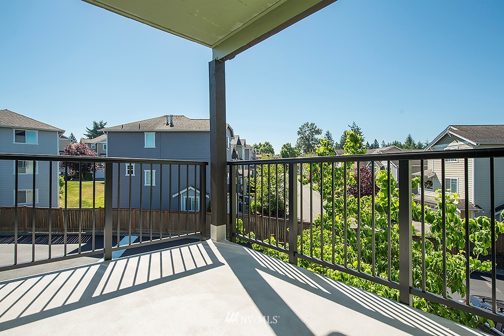 13013 East Gibson Road, Unit L322 Everett, WA 98204 - Photo 6 of 18 Gallery Image 6