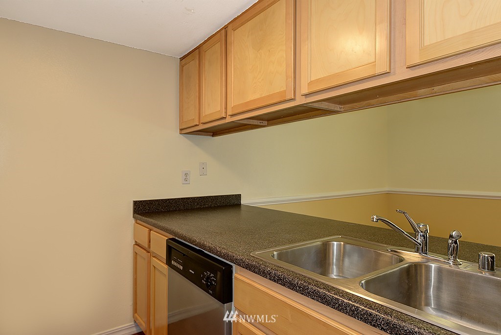13013 East Gibson Road, Unit L322 Everett, WA 98204 - Photo 10 of 18 Gallery Image 10