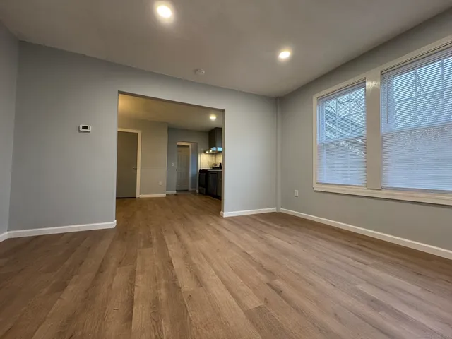 $1,600 | 9 South Street, Unit B, Cromwell, CT 06416