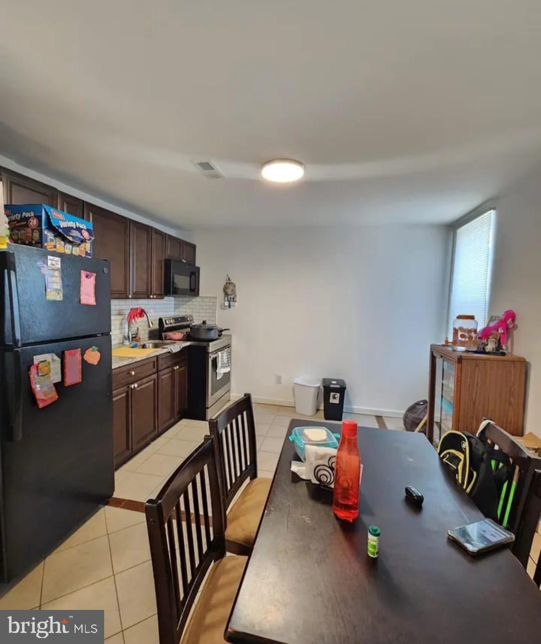 565 Van Kirk Street Philadelphia, PA 19120 - Photo 4 of 6