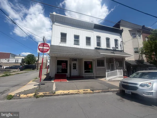 $224,900 | 21 East Centre Street, Shenandoah, PA 17976