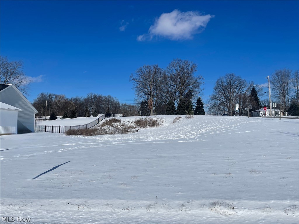 5677 Shadow Ridge Circle Northwest North Canton, OH 44720 - Photo 4 of 4