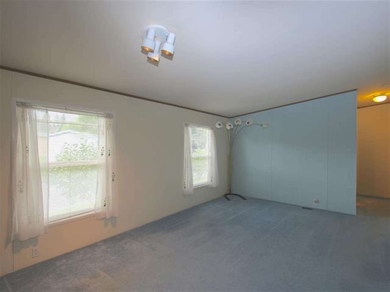 3920 East Center Road, Unit 6 Mead, WA 99021 - Photo 11 of 20