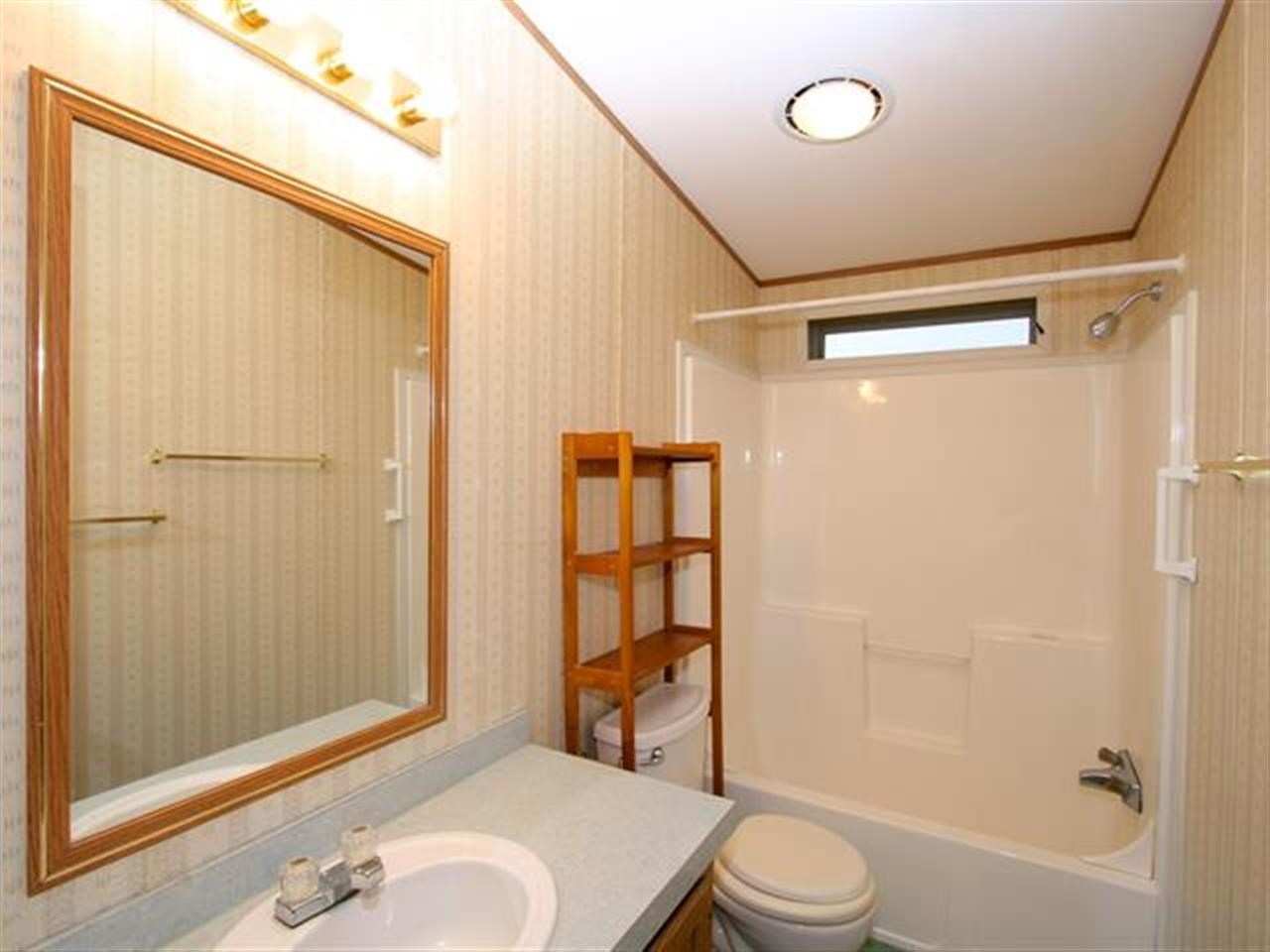 3920 East Center Road, Unit 6 Mead, WA 99021 - Photo 17 of 20