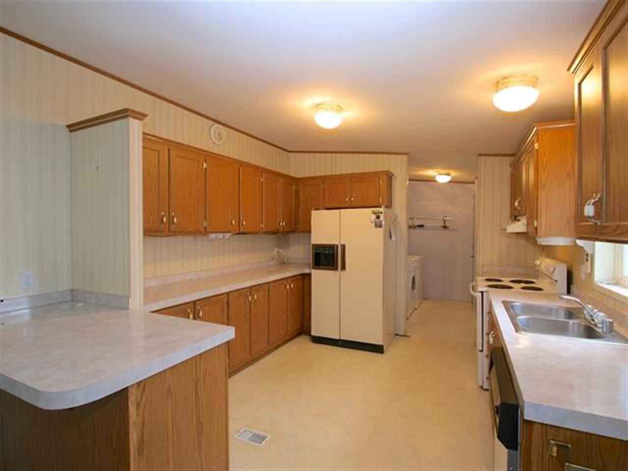 3920 East Center Road, Unit 6 Mead, WA 99021 - Photo 6 of 20