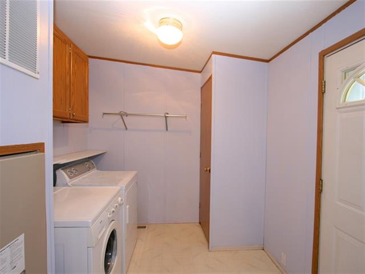3920 East Center Road, Unit 6 Mead, WA 99021 - Photo 9 of 20