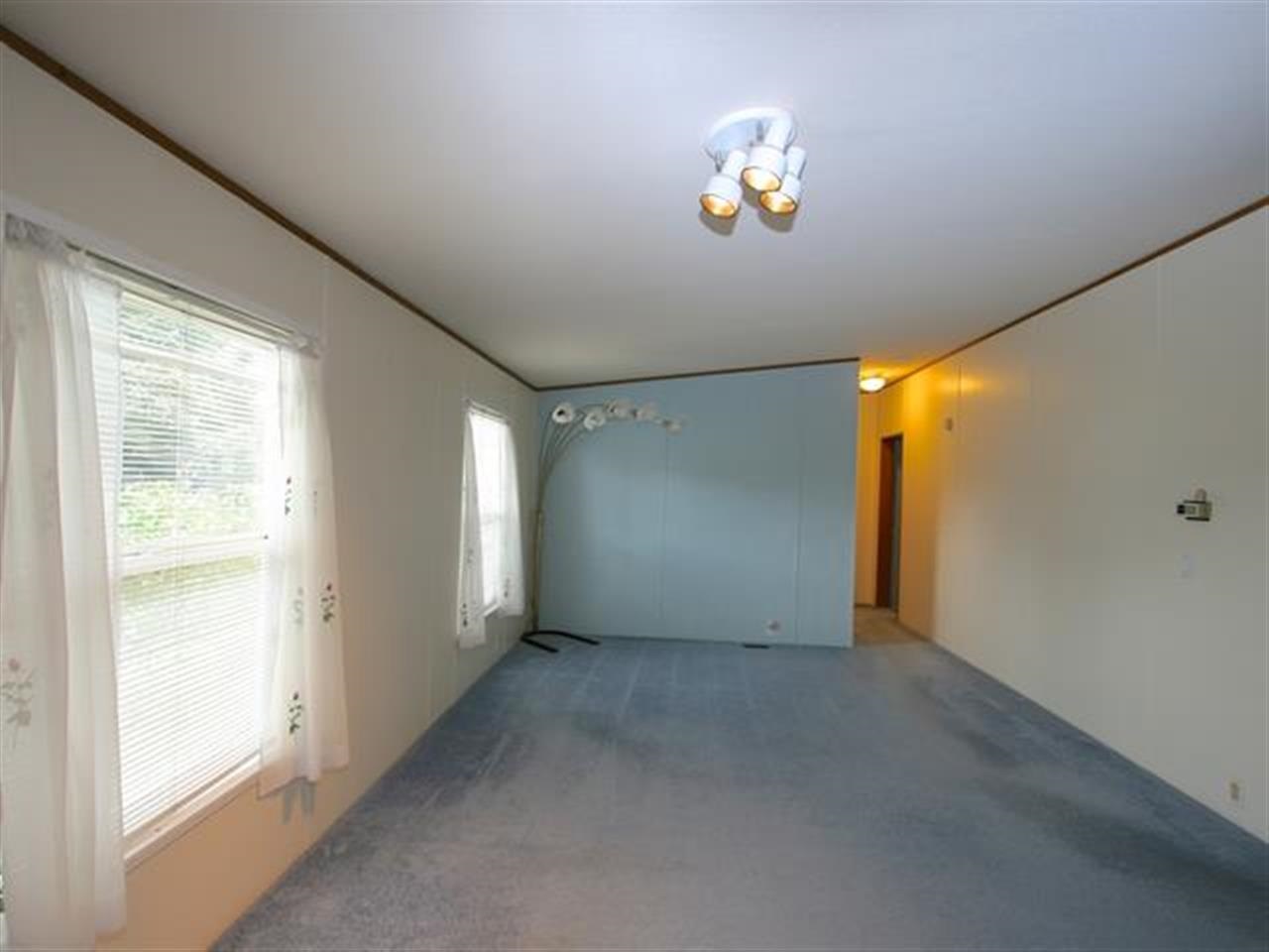 3920 East Center Road, Unit 6 Mead, WA 99021 - Photo 10 of 20