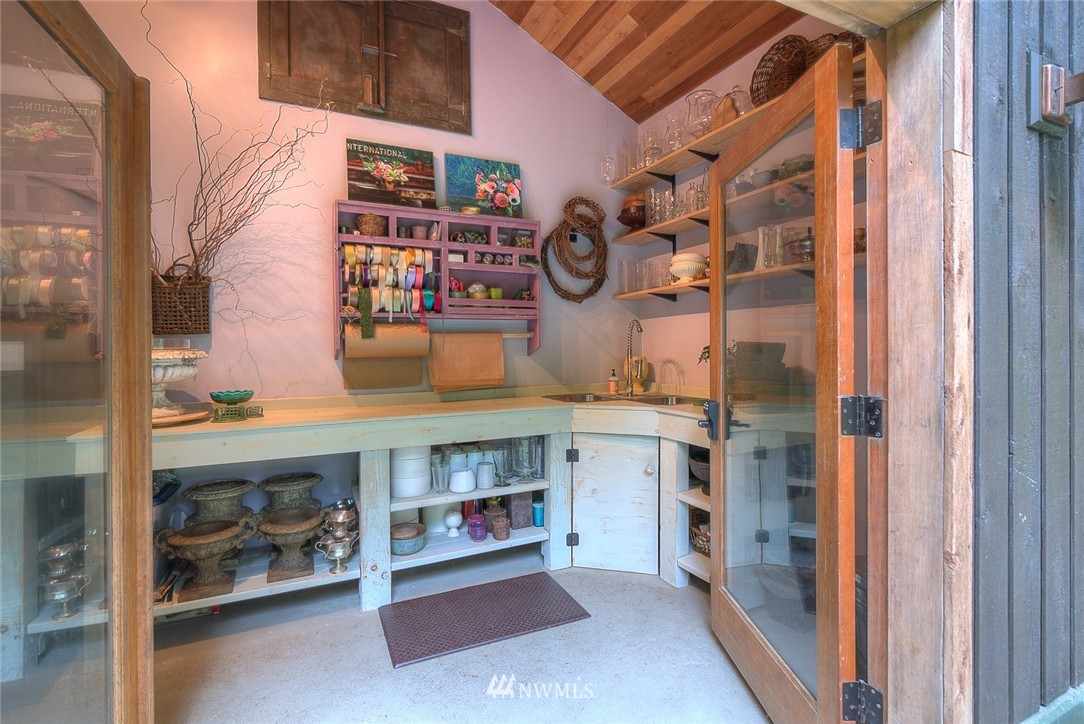 3322 Southeast Scofield Road Port Orchard, WA 98367 - Photo 22 of 25 Gallery Image 22