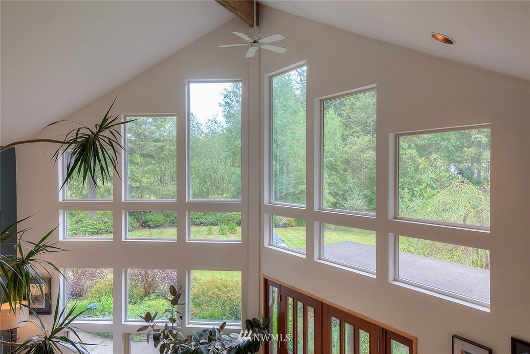 3322 Southeast Scofield Road Port Orchard, WA 98367 - Photo 9 of 25 Gallery Image 9