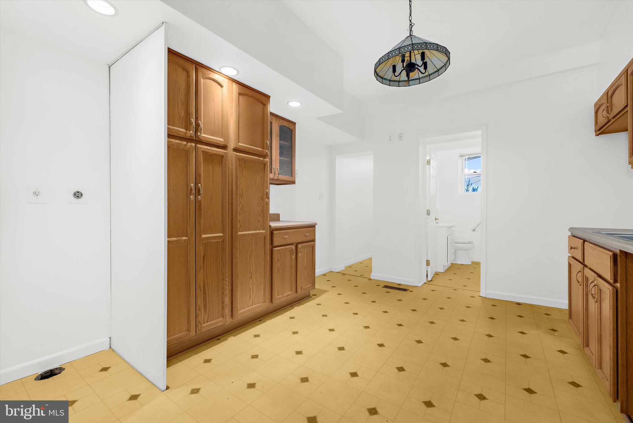 2819 Hudson Street Baltimore, MD 21224 - Photo 13 of 40