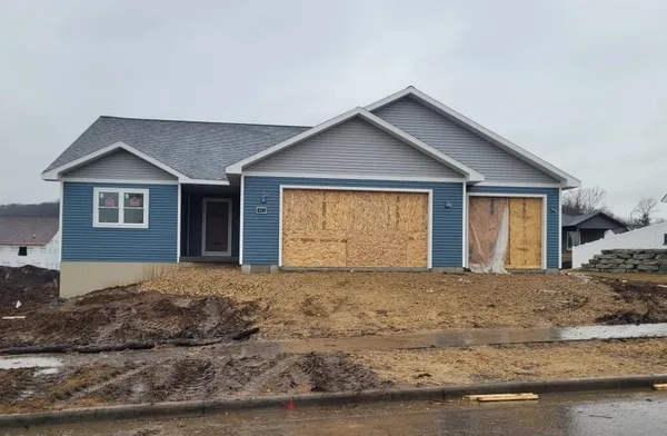$464,900 | 411 Roosevelt Street, Baraboo, WI 53913