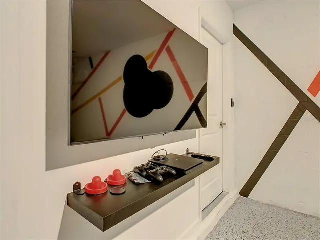 $2,800 | 9331 Sommerset Hills Drive, Unit 1, Davenport, FL 33896