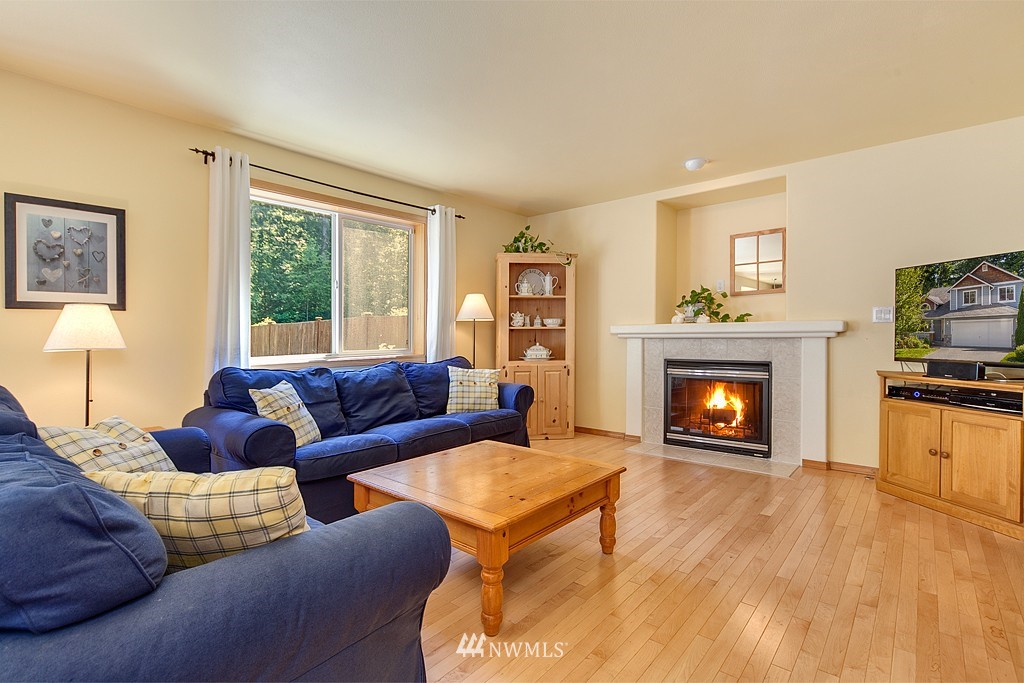 5531 Southeast 2nd Court Renton, WA 98059 - Photo 8 of 15 Gallery Image 8
