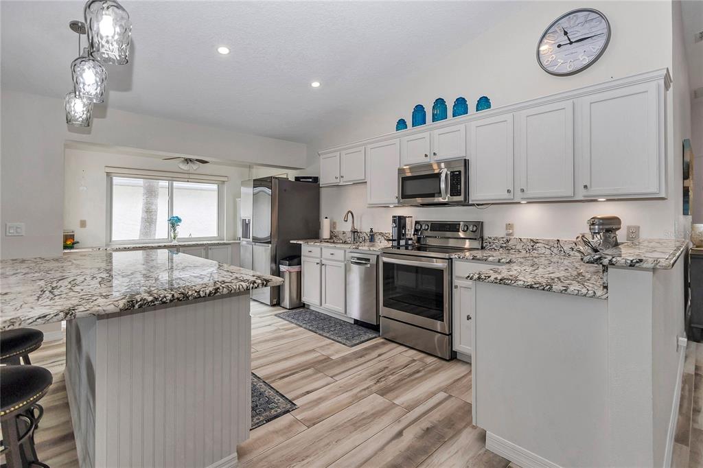 9185 Southwest 90th Street Ocala, FL 34481 - Photo 16 of 69