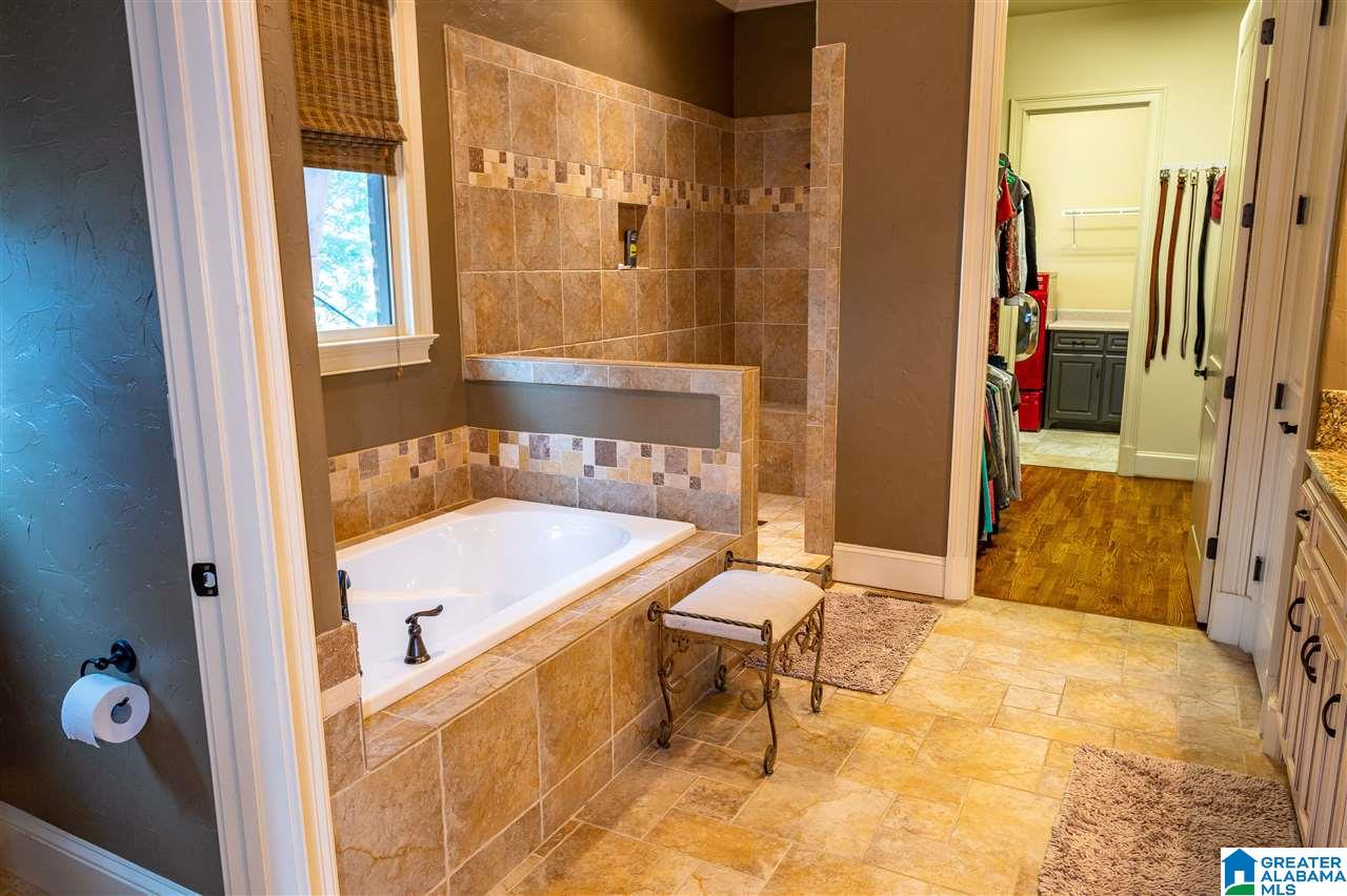 1043 Baldwin Lane Birmingham, AL 35242 - Photo 18 of 43