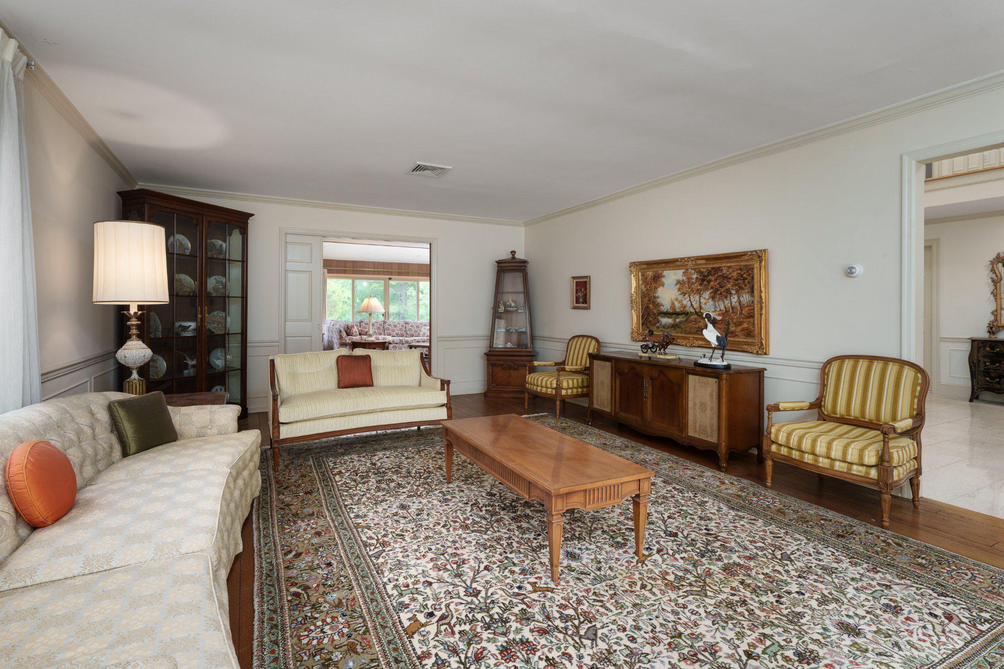 338 Gallup Road Princeton, NJ 08540 - Photo 10 of 53 Living Room