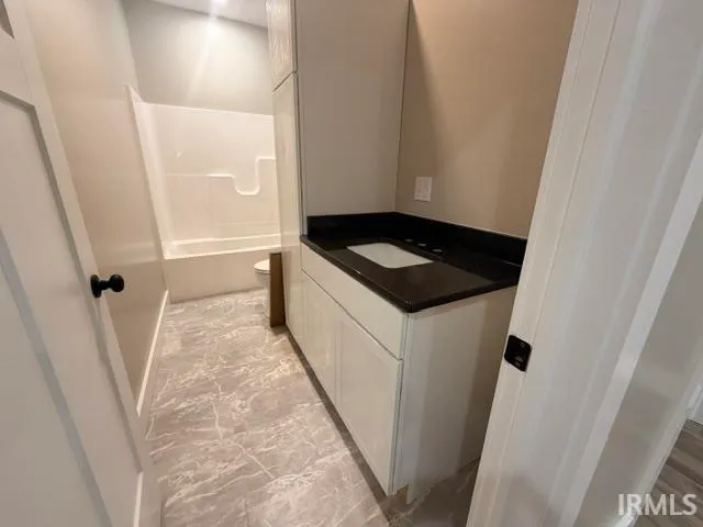 $329,900 | 730 Thompson Lane, Mitchell, IN 47446