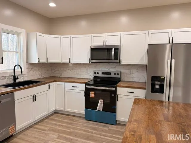 $329,900 | 730 Thompson Lane, Mitchell, IN 47446