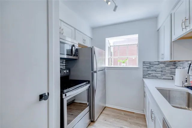 $157,500 | 6903 Deatonhill Drive, Unit 23, Austin, TX 78745