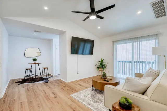 $157,500 | 6903 Deatonhill Drive, Unit 23, Austin, TX 78745