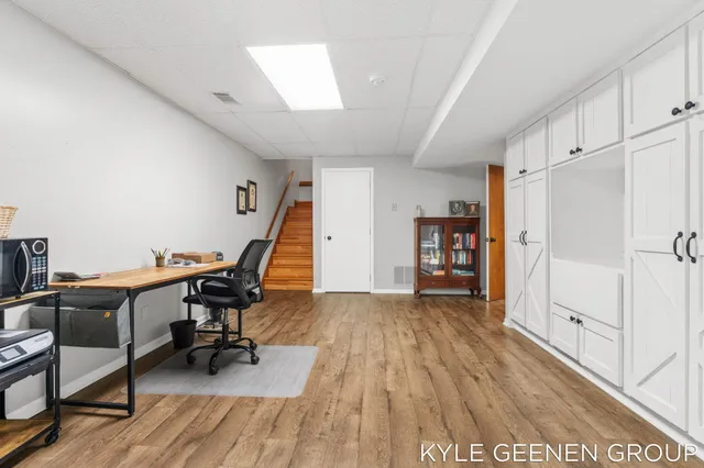 $270,000 | 631 Spring Lane, Unit 6, Holland, MI 49423