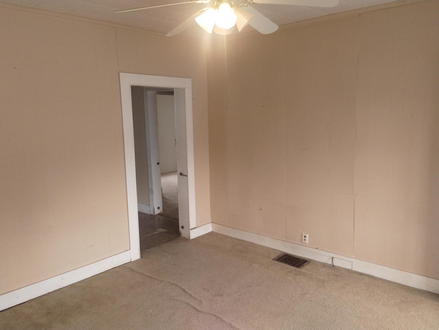 200 East Chestnut Street Anna, IL 62906 - Photo 8 of 18